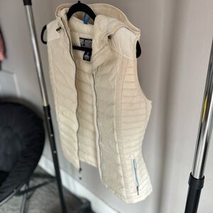 Kuhl Cream Puffer Vest with Hood